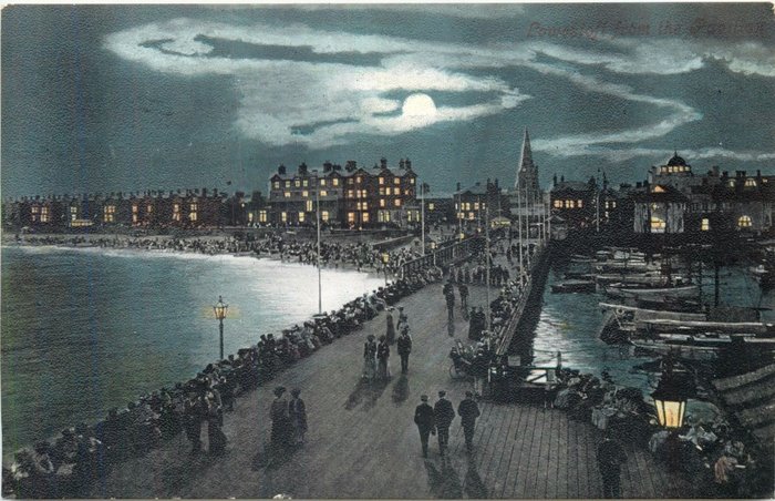 L143 Lowestoft-From-The-Pavilion-In-Moonlight.jpg